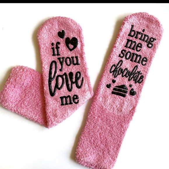CHOCOLATE FUZZY SOCKS-PINK - Picture 4 of 4
